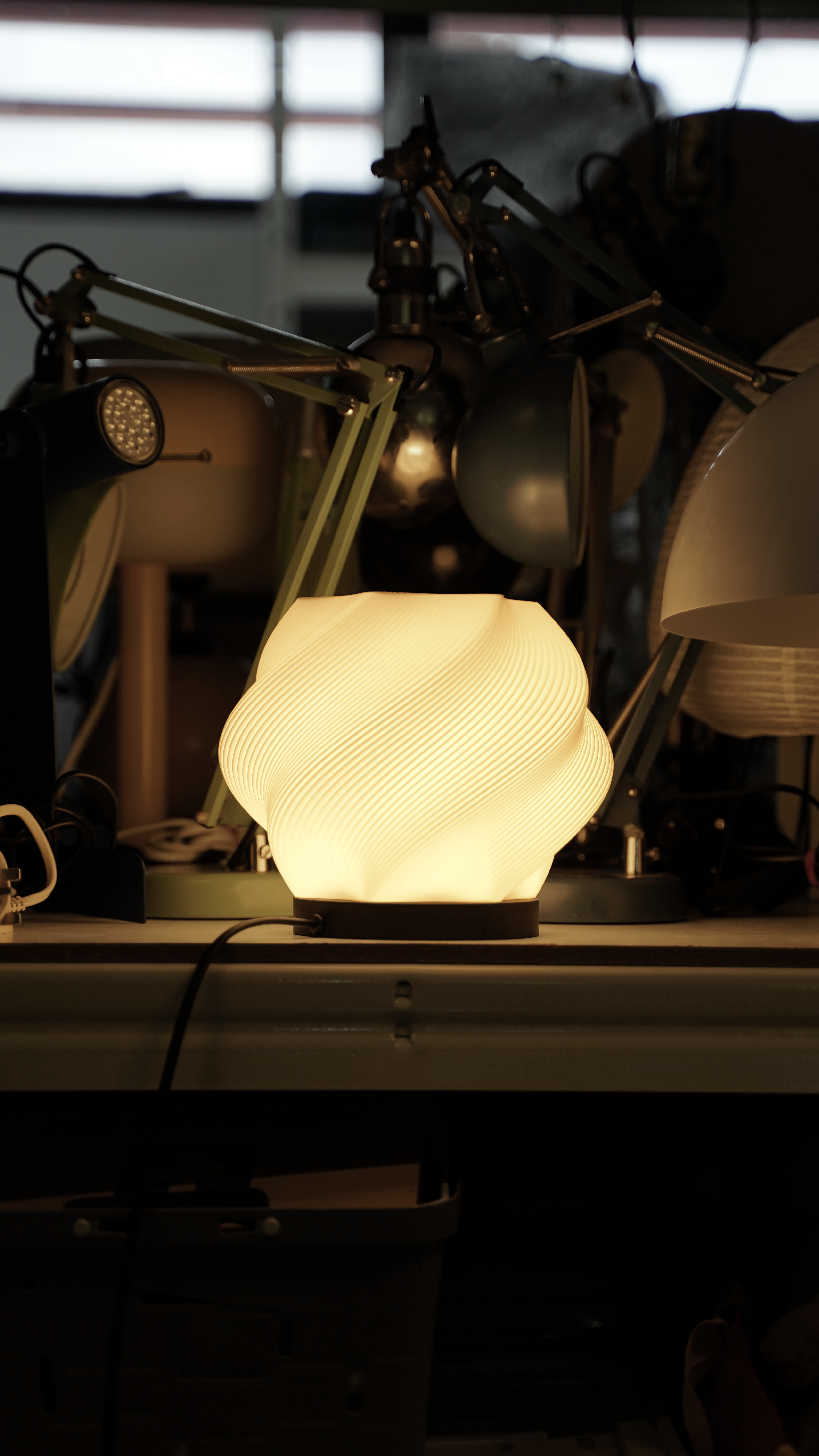 Swirl Lamp